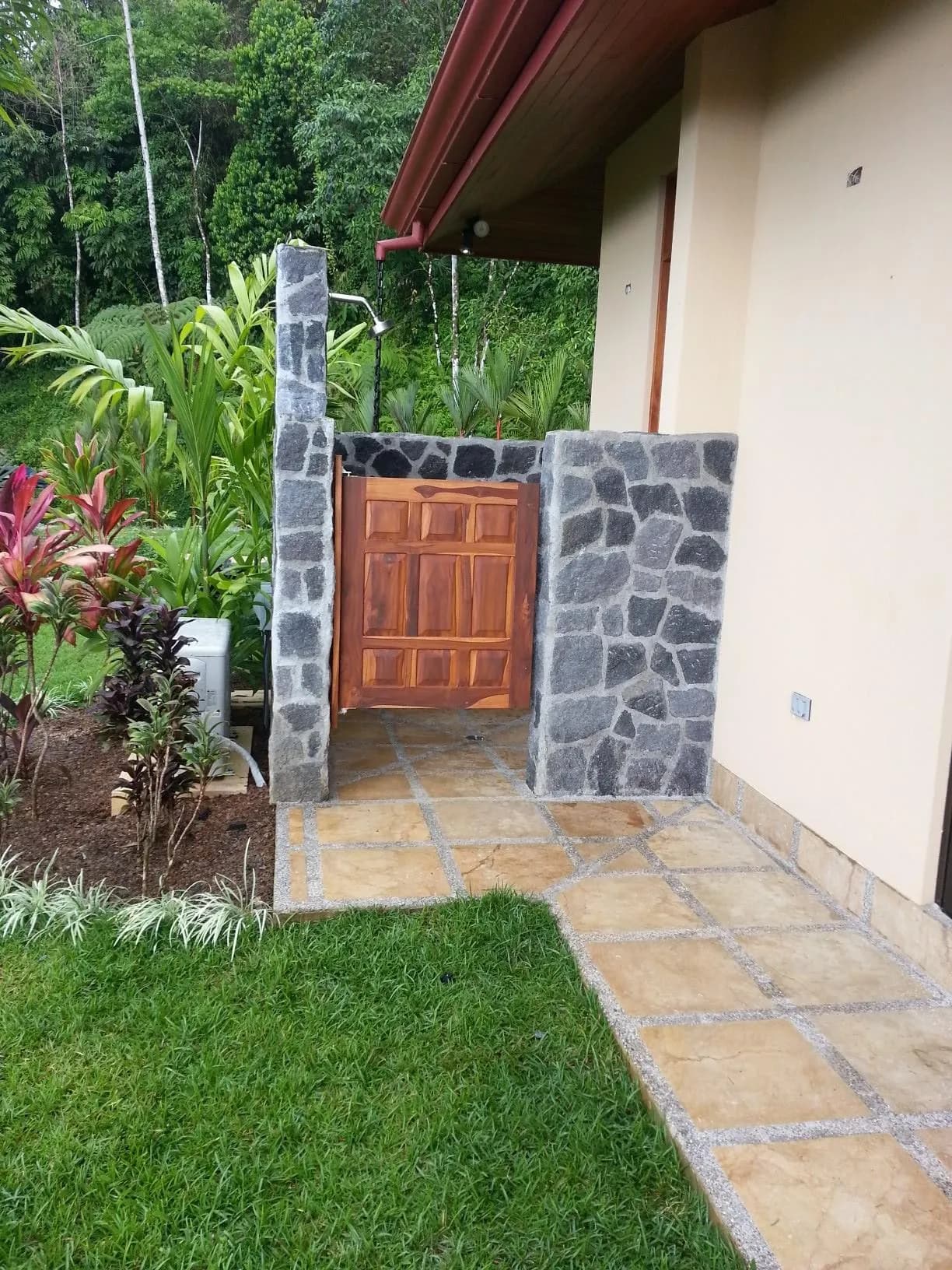 Exteriores